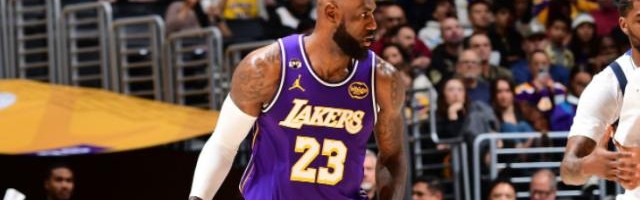 詹皇霸气回应41岁砍三双：我仍能高水平打多个赛季