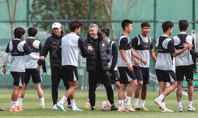 多名伤员复出 细节有待改善 蒙哥马利希望国安队接下来会更好|联赛|北京国安|上海申花足球俱乐部|中超联赛|武汉三镇_新浪新闻